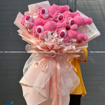 BÓ HOA HỒNG GẤU DÂU